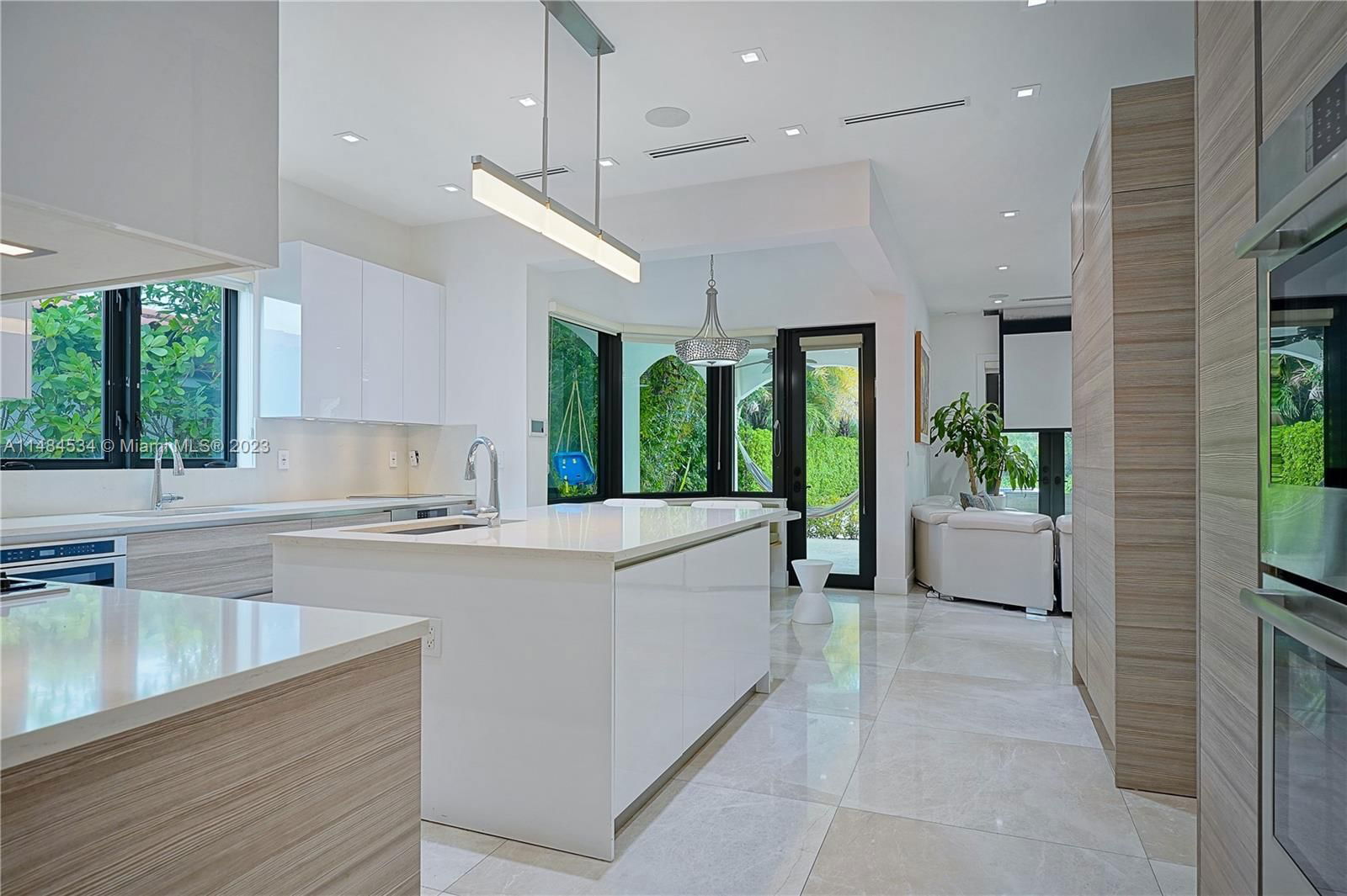 Real estate property located at 3747 Prairie Ave, Miami-Dade County, Miami Beach, FL