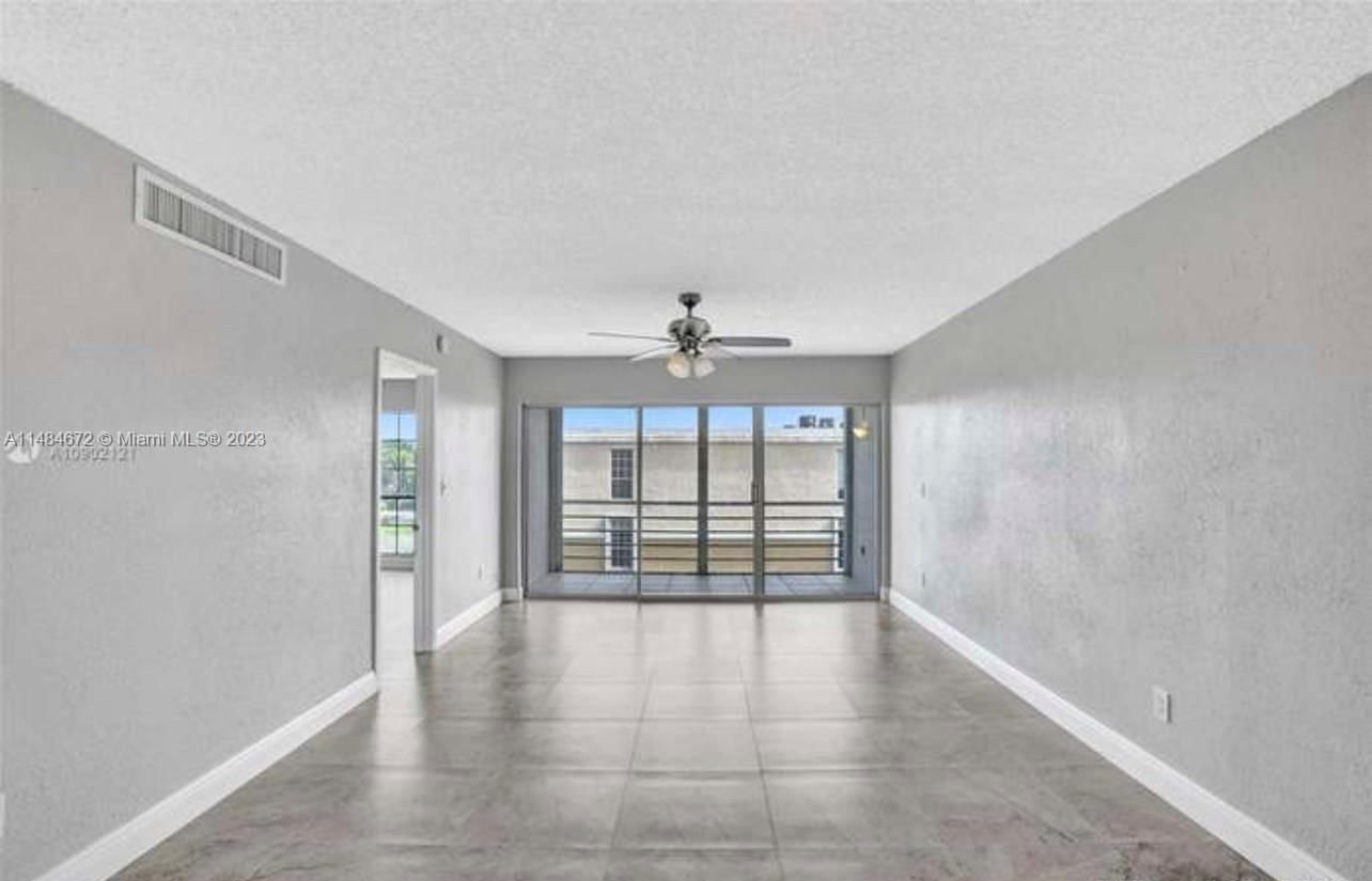 Real estate property located at 7980 French Dr #3-305, Broward County, FRENCH VILLAS CONDO, Pembroke Pines, FL