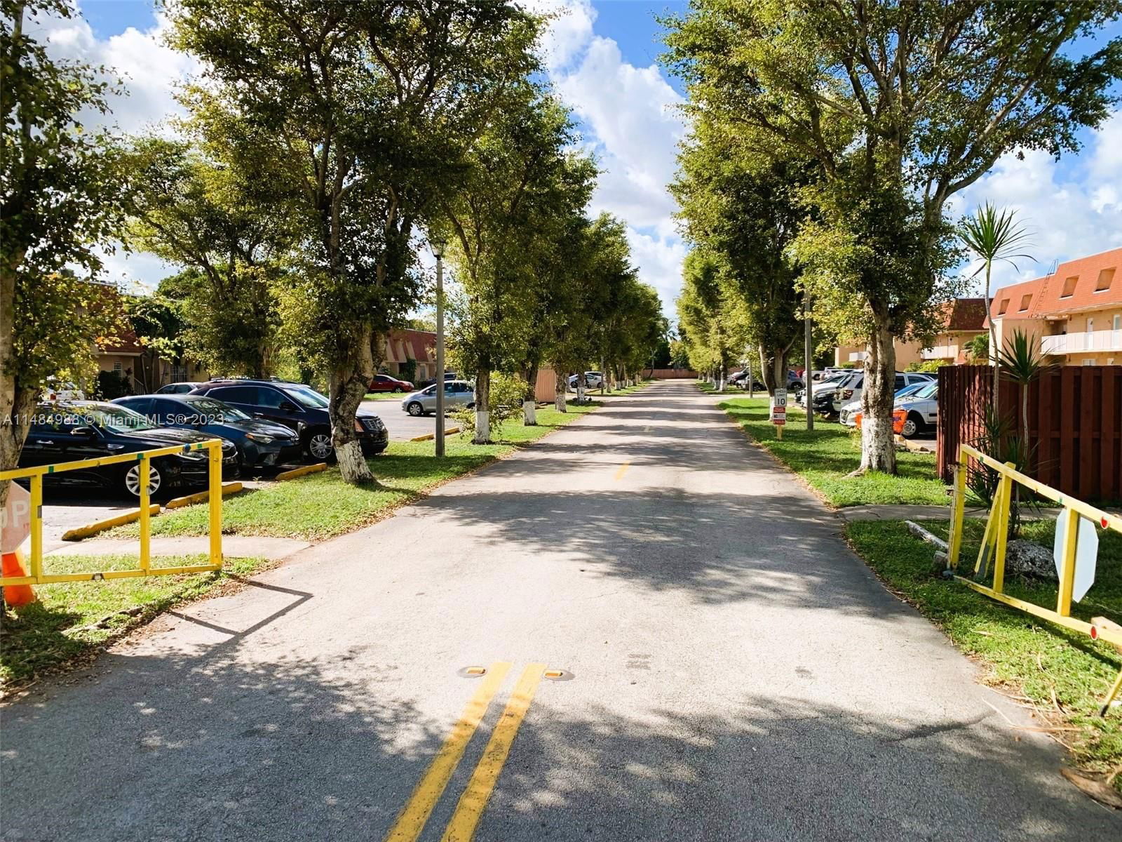 Real estate property located at 210 107th Ave #208, Miami-Dade County, Miami, FL