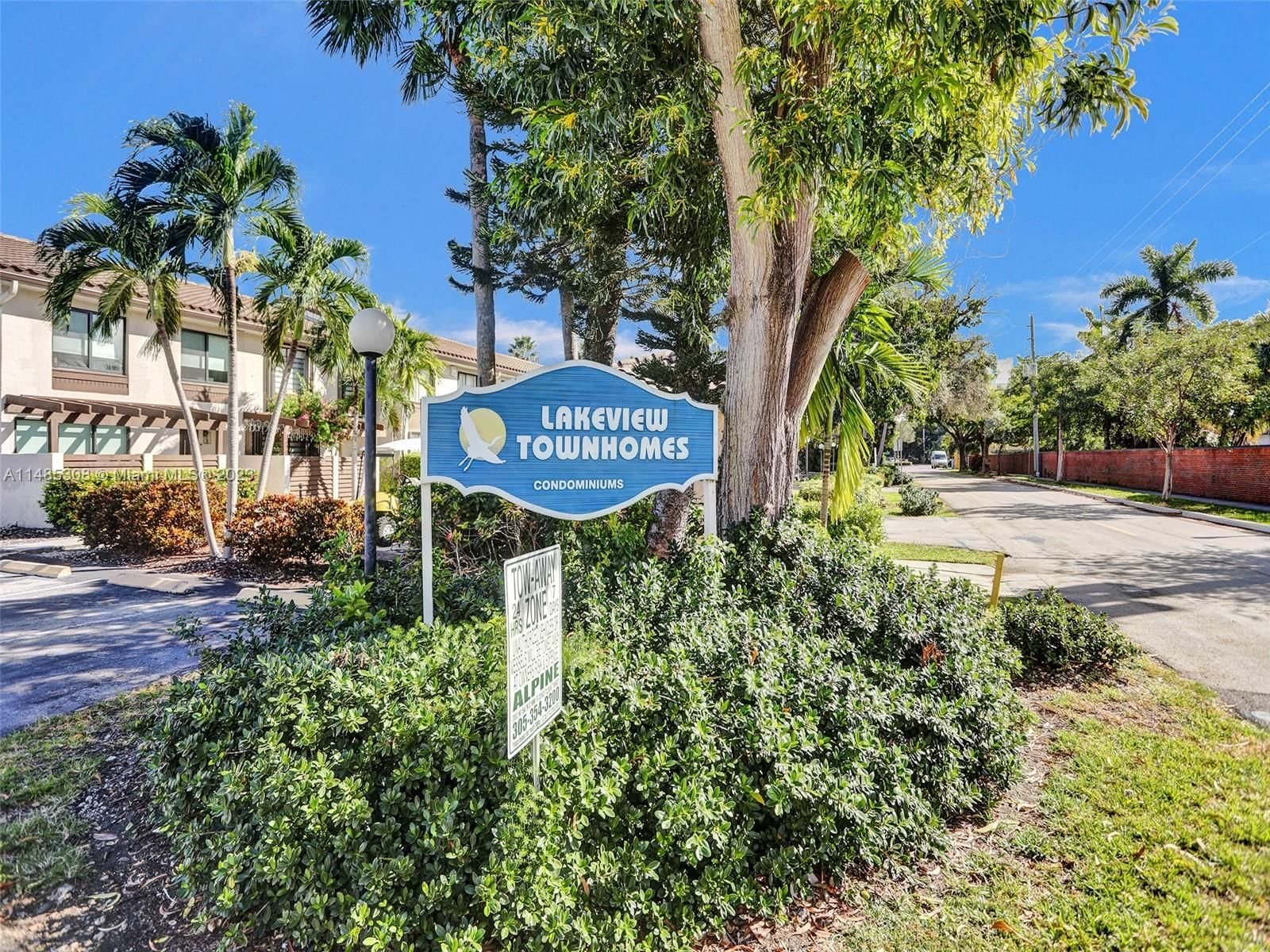 Real estate property located at 2723 164th St #77, Miami-Dade County, LAKEVIEW TOWNHOUSES CONDO, North Miami Beach, FL