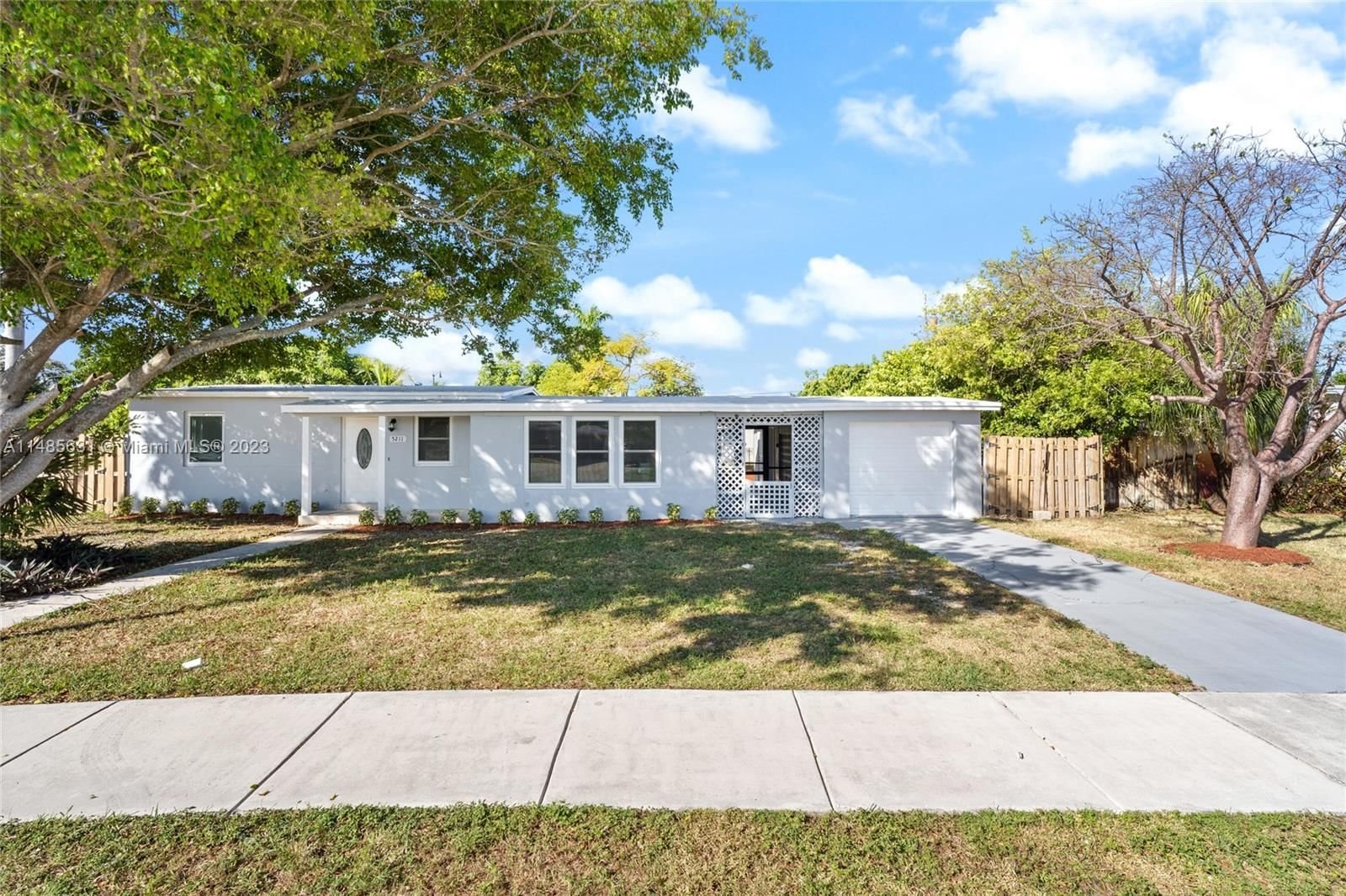 Real estate property located at 5211 16th Ter, Broward County, POMPANO BEACH HIGHLANDS 2, Pompano Beach, FL