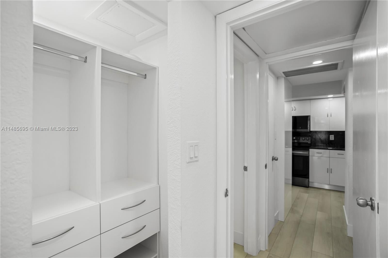 Real estate property located at 5600 Collins Ave #3D, Miami-Dade County, Miami Beach, FL