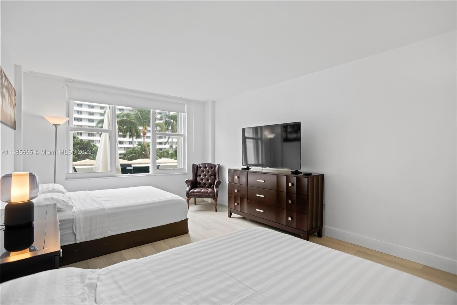 Real estate property located at 5600 Collins Ave #3D, Miami-Dade County, Miami Beach, FL