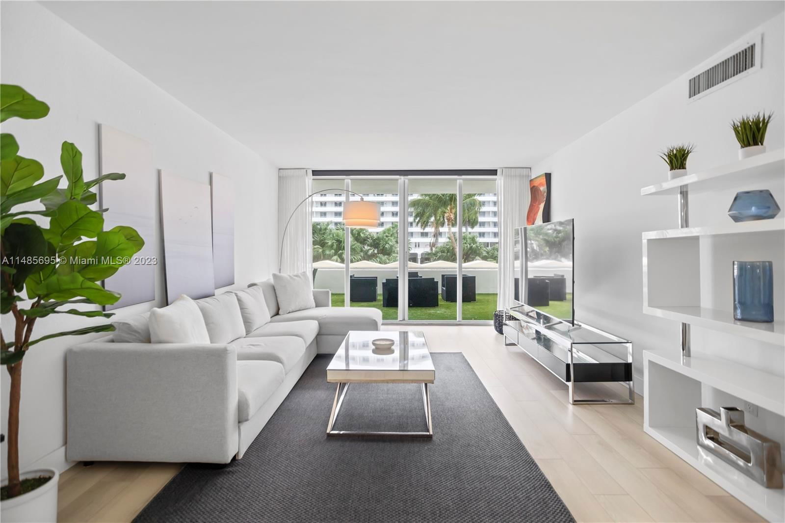Real estate property located at 5600 Collins Ave #3D, Miami-Dade County, Miami Beach, FL