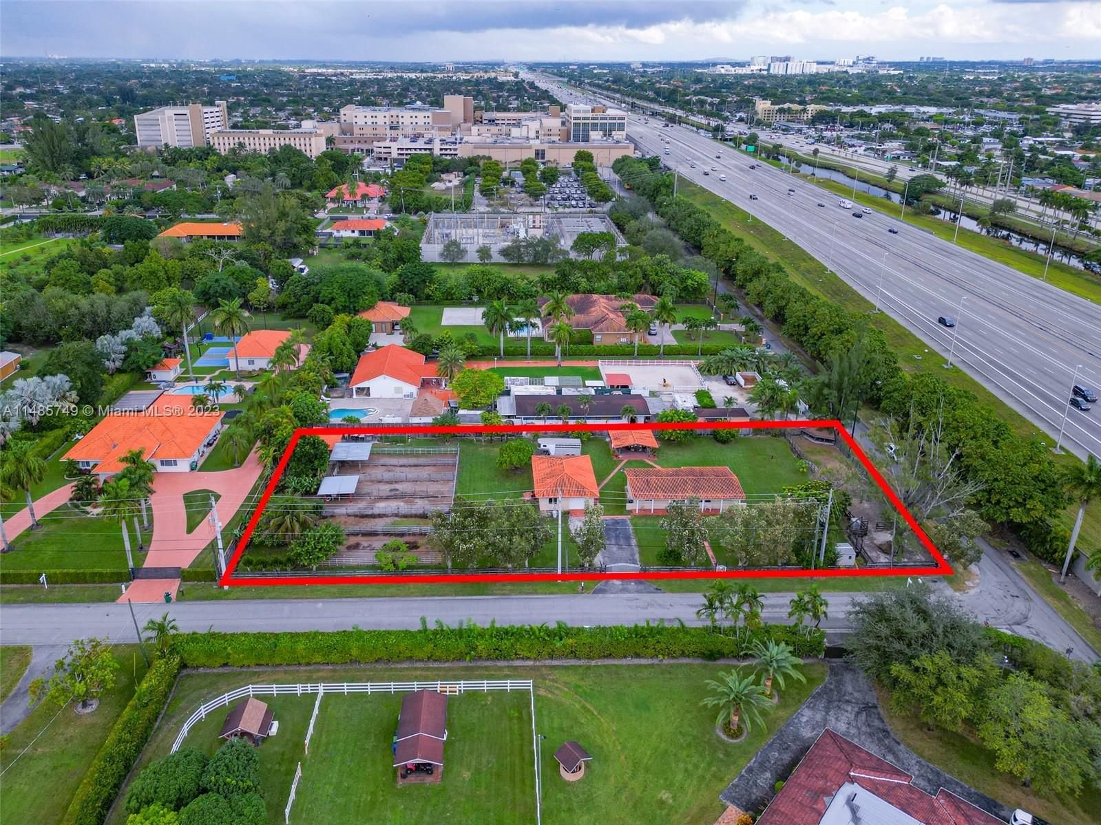 Real estate property located at 11805 45th St, Miami-Dade County, BIRD ROAD FARMSITES, Miami, FL