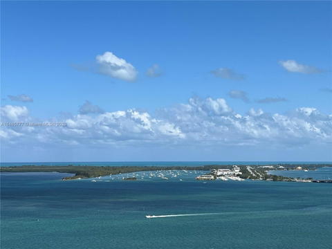 Real estate property located at 218 14th Street TS107, Miami-dade, The Emerald At Brickell, Miami, FL
