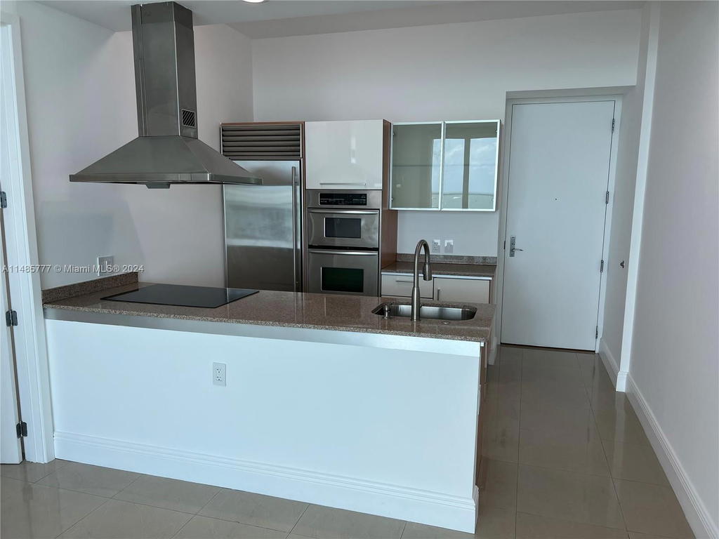 Real estate property located at 218 14th Street TS107, Miami-dade, The Emerald At Brickell, Miami, FL