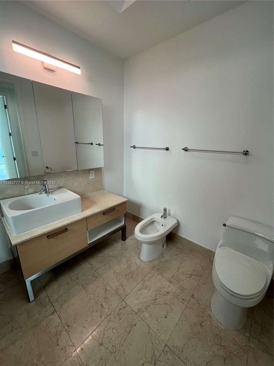 Real estate property located at 218 14th Street TS107, Miami-dade, The Emerald At Brickell, Miami, FL