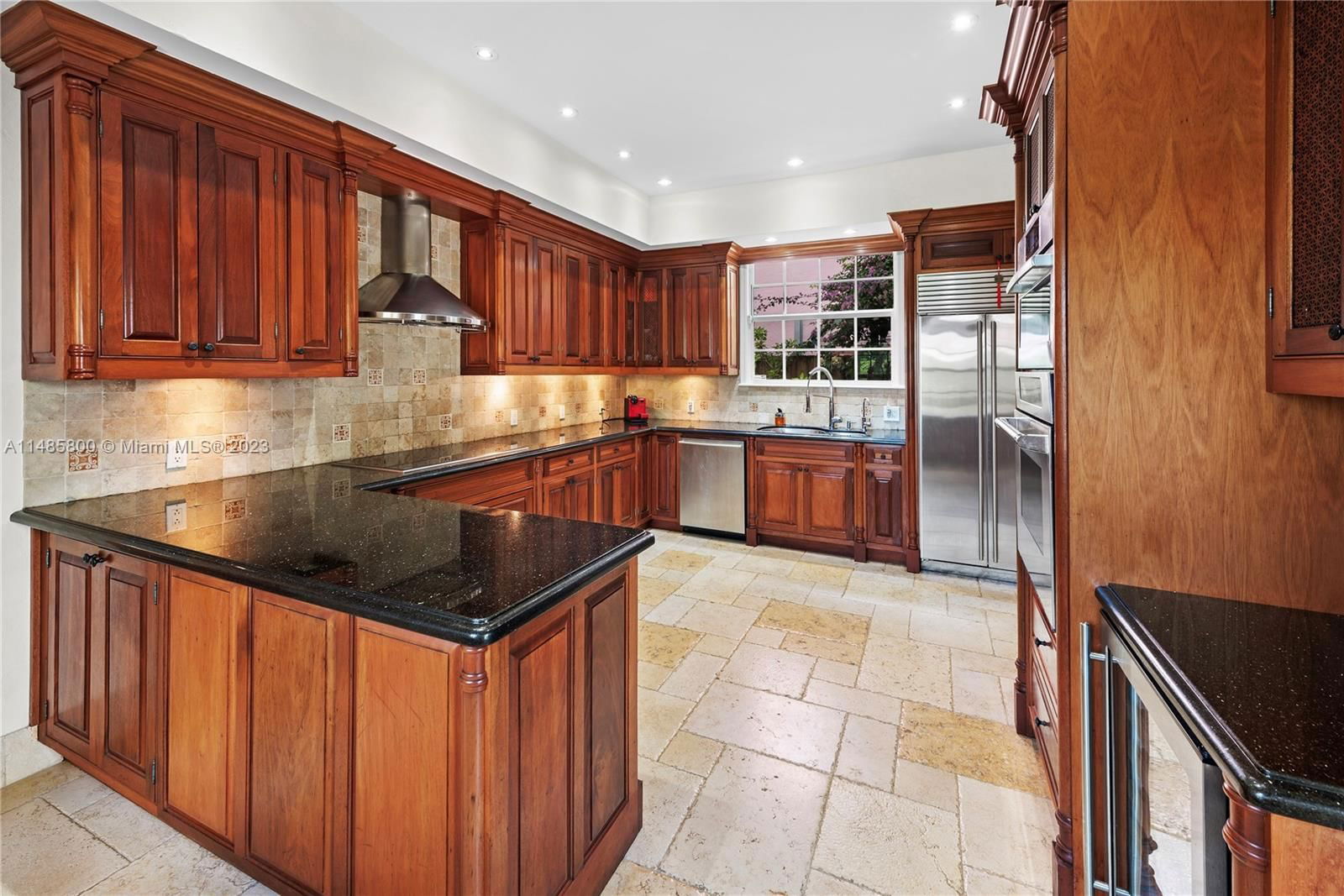Real estate property located at 5460 Pine Tree Dr, Miami-Dade County, Miami Beach, FL