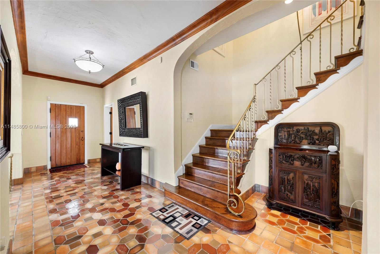 Real estate property located at 5460 Pine Tree Dr, Miami-Dade County, Miami Beach, FL