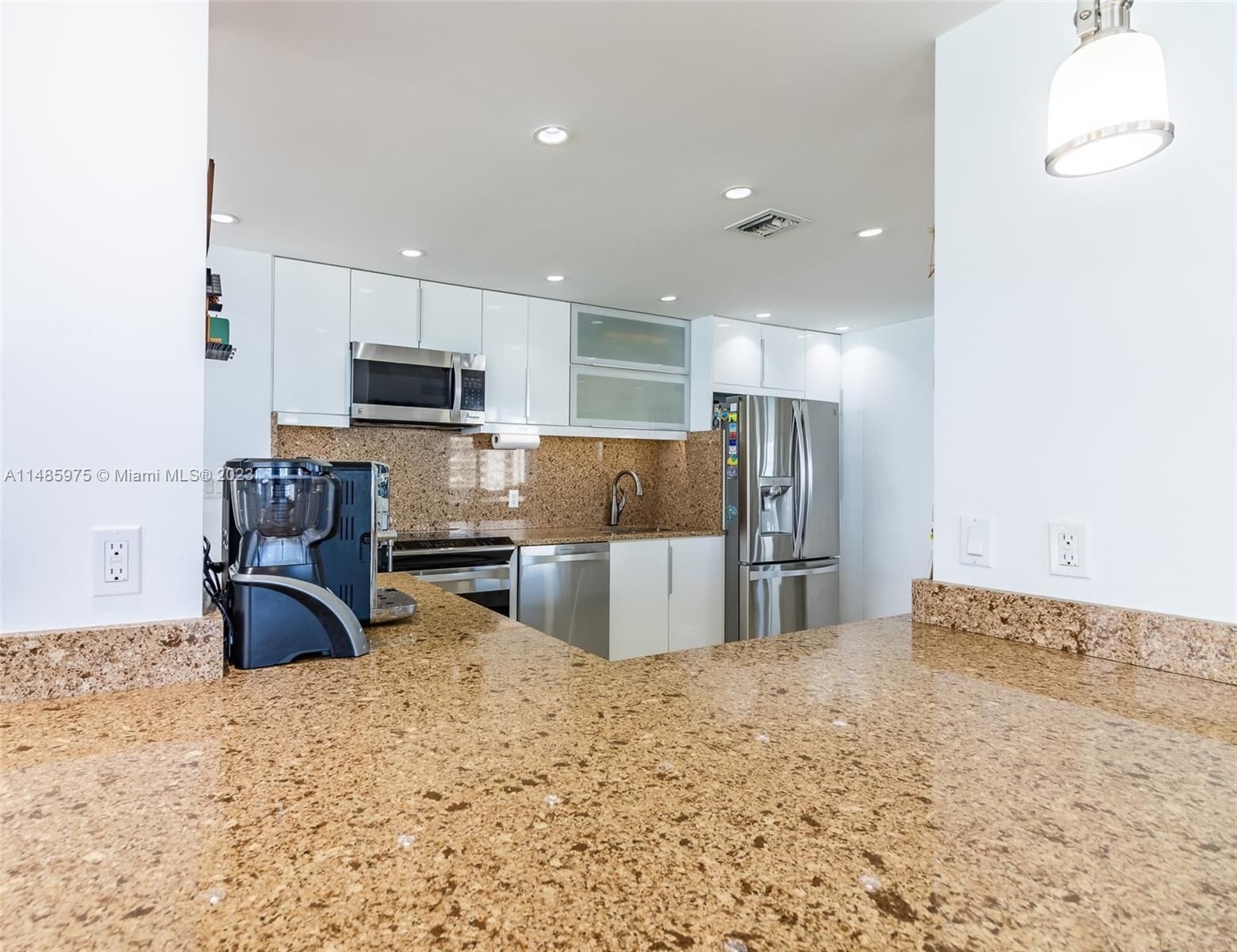 Real estate property located at 5255 Collins Ave #11E, Miami-Dade County, Miami Beach, FL