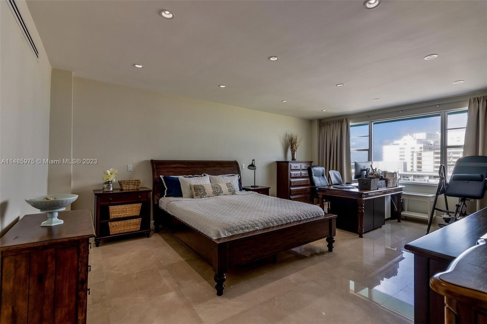 Real estate property located at 5255 Collins Ave #11E, Miami-Dade County, Miami Beach, FL