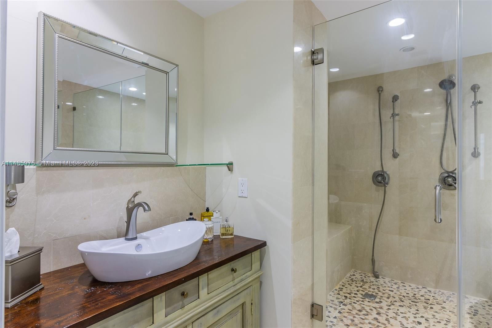 Real estate property located at 5255 Collins Ave #11E, Miami-Dade County, Miami Beach, FL