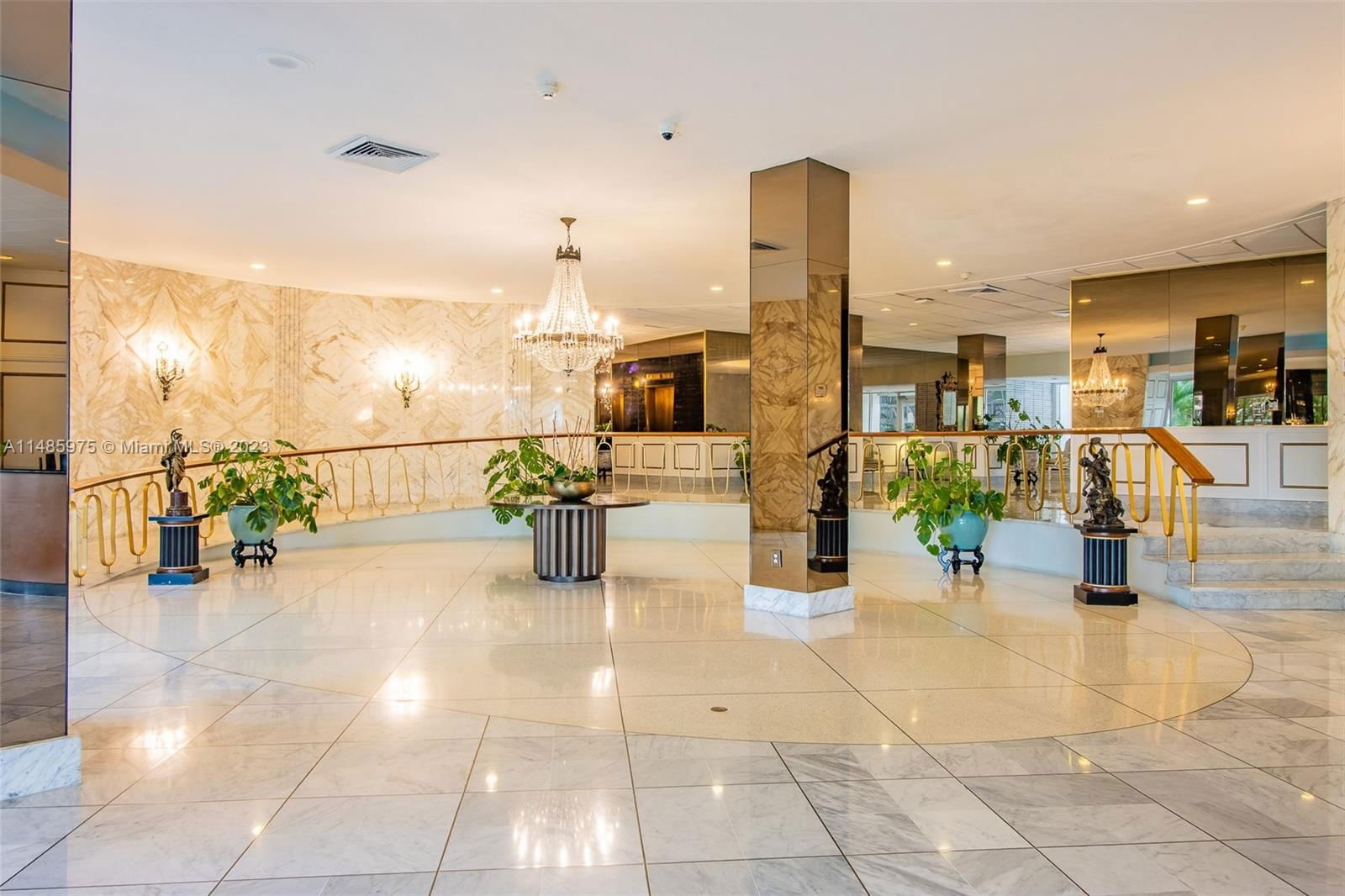 Real estate property located at 5255 Collins Ave #11E, Miami-Dade County, Miami Beach, FL