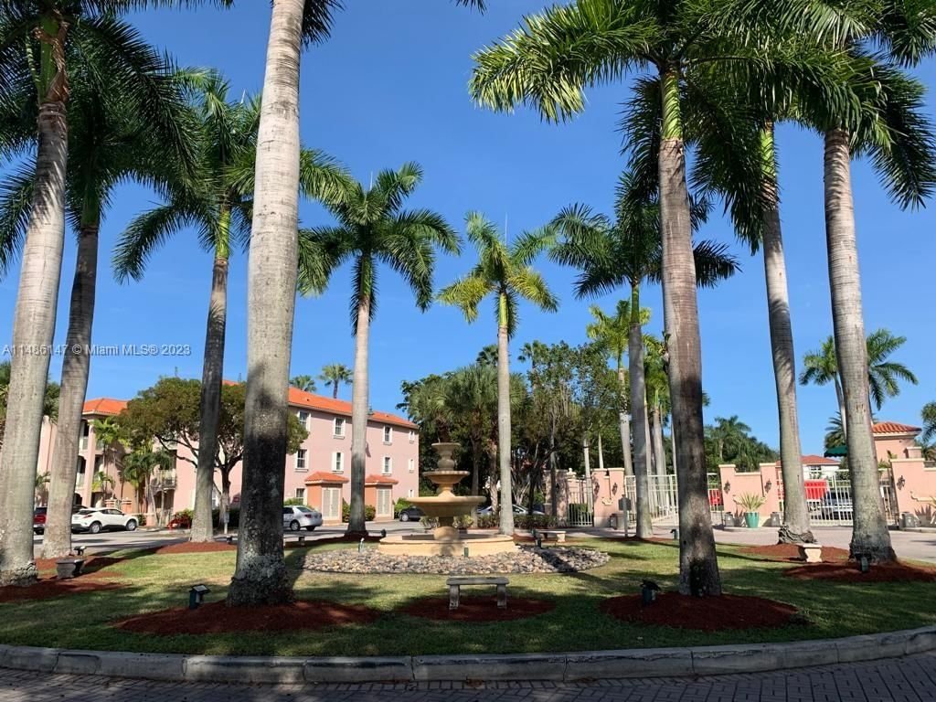 Real estate property located at 6560 114th Ave #505, Miami-Dade County, THE COURTS AT DORAL ISLES, Doral, FL