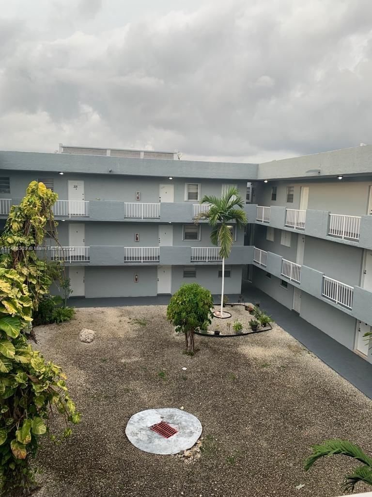 Real estate property located at 6095 18th Ave S, Miami-Dade County, Hialeah, FL