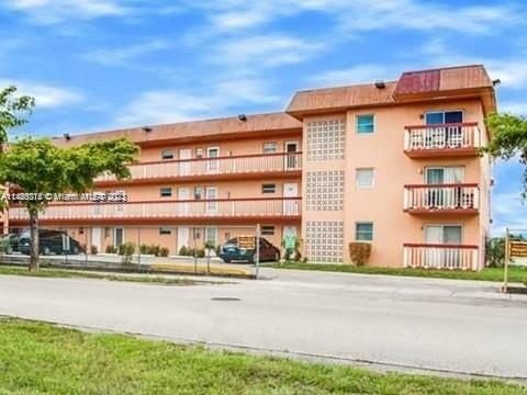 Real estate property located at , Miami-Dade County, STAR LAKES ESTATES NO 5 C, Miami, FL