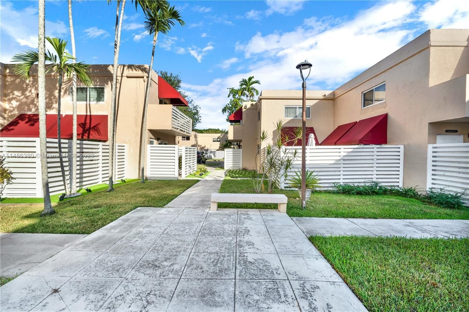 Real estate property located at 14351 96th Ln, Miami-Dade County, KENDALL CENTER, Miami, FL