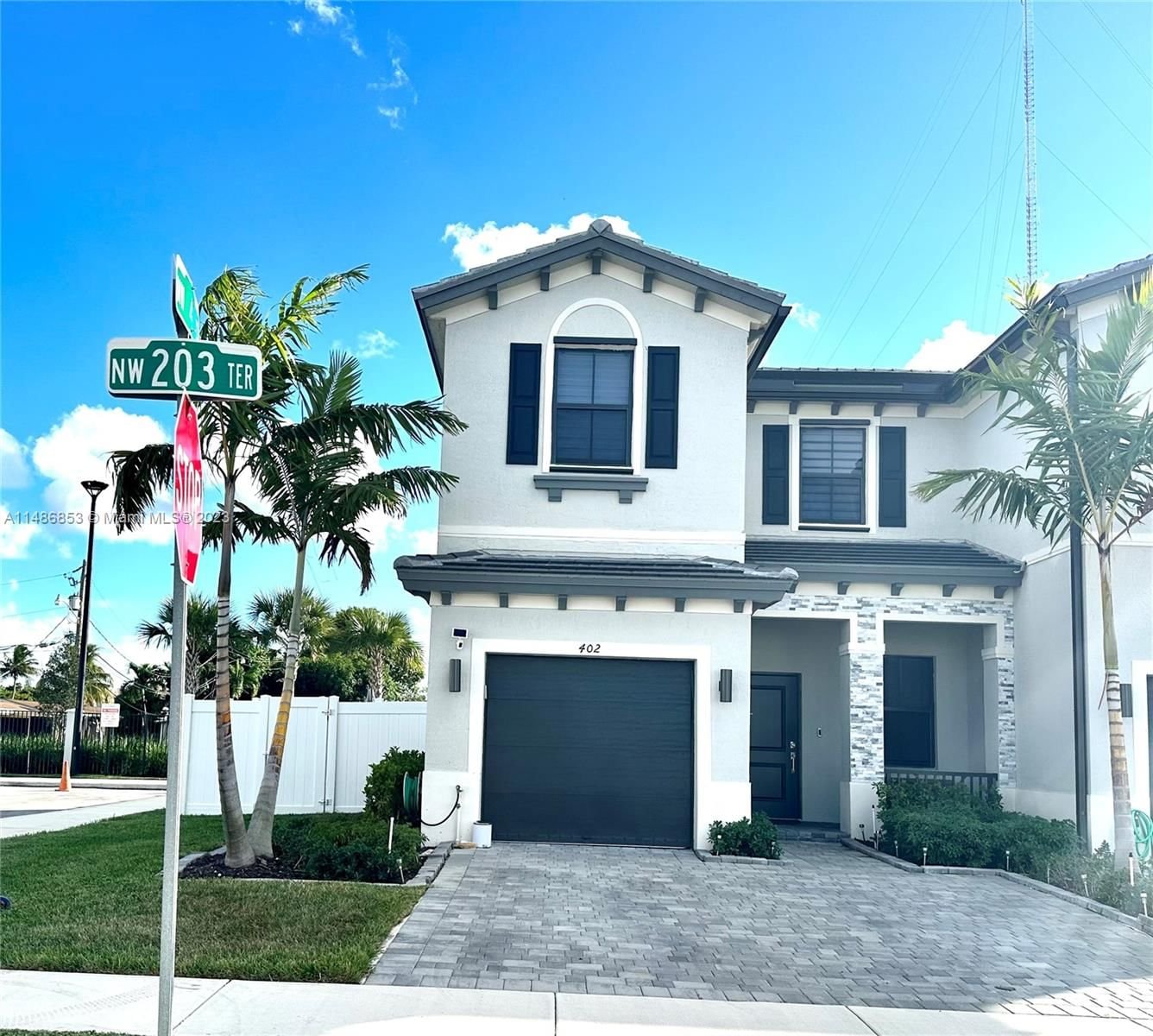 Real estate property located at 402 203RD TER #402, Miami-Dade County, VISTA LAGO, Miami Gardens, FL