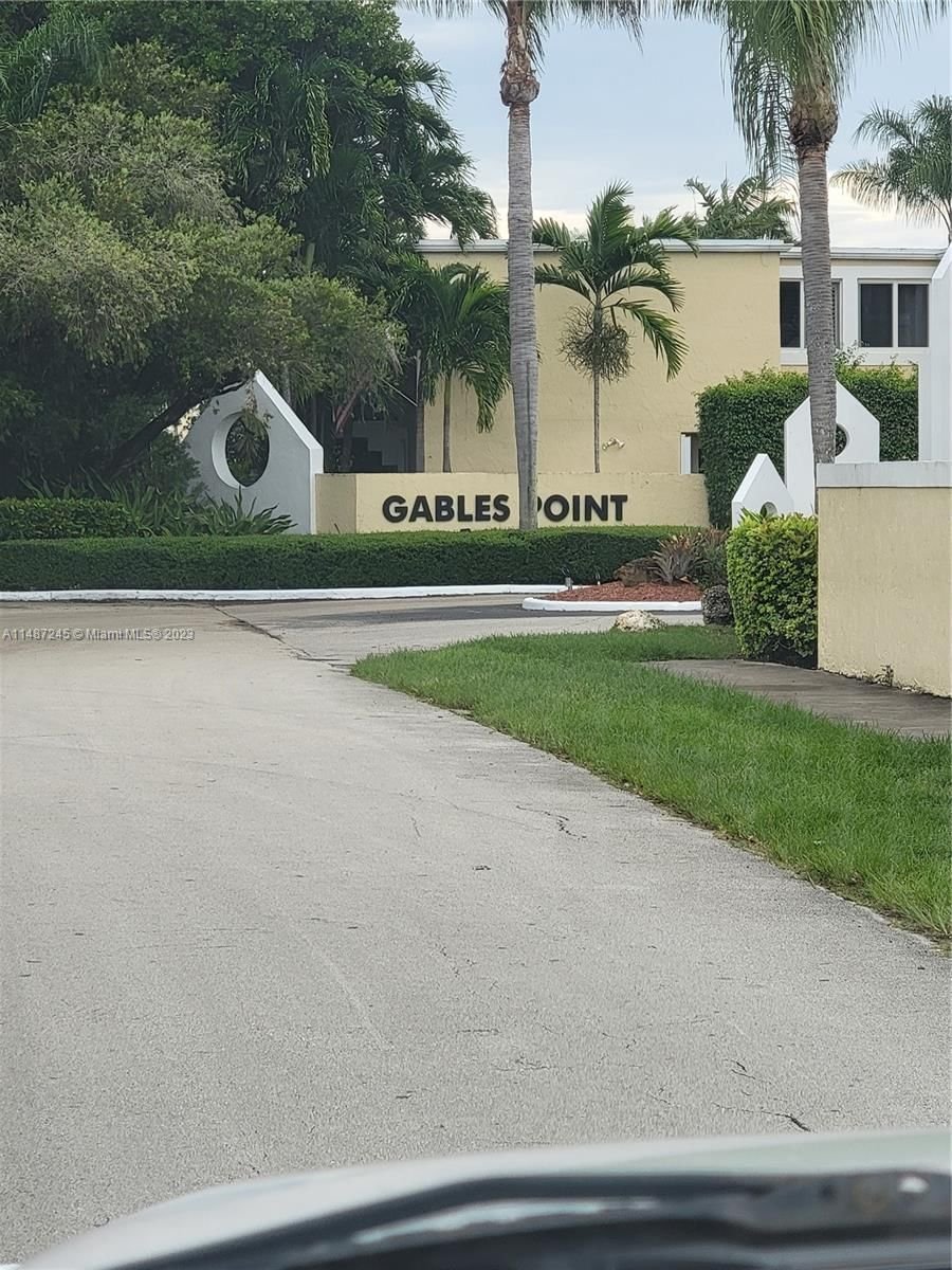Real estate property located at 4500 68th  Ct Cir #4-3, Miami-Dade County, GABLES POINT CONDO I, Miami, FL
