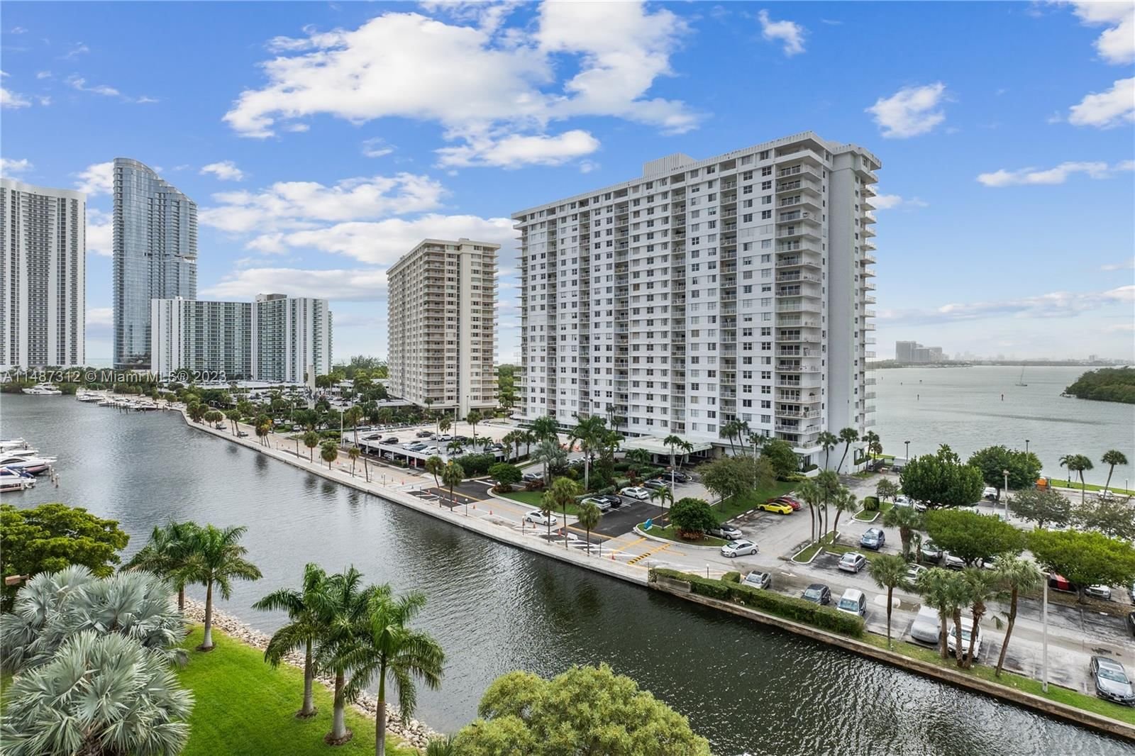 Real estate property located at 400 Kings Point Dr #803, Miami-Dade County, Sunny Isles Beach, FL