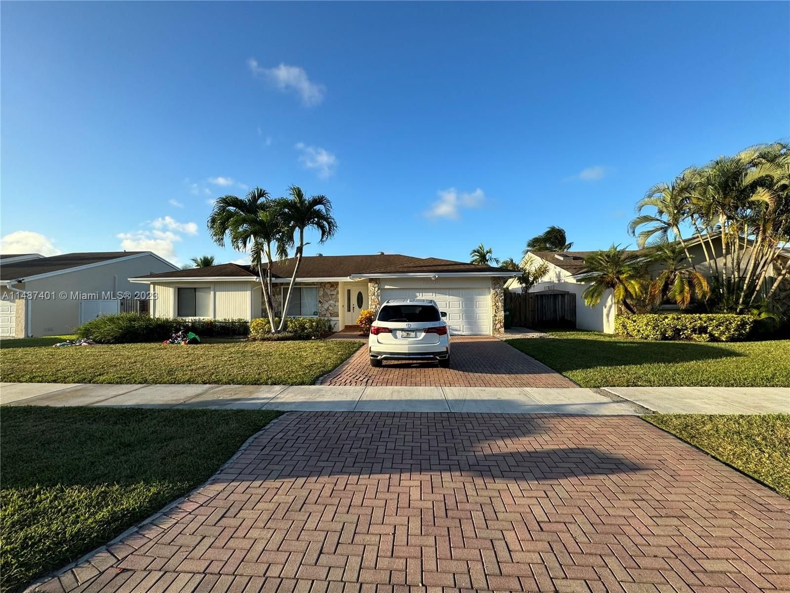 Real estate property located at 12835 119 ter, Miami-Dade County, Lindgren West, Miami, FL