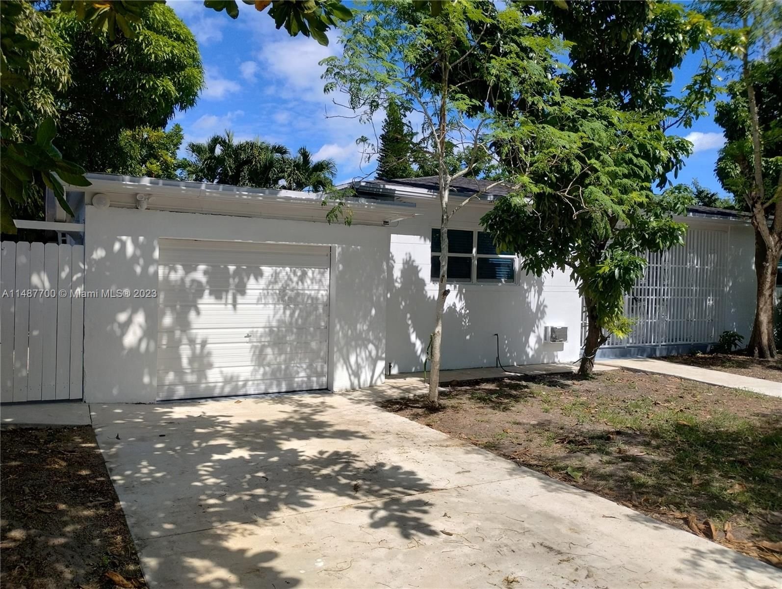 Real estate property located at 535 158th St, Miami-Dade County, BREEZESWEPT HEIGHTS 1ST A, Miami, FL