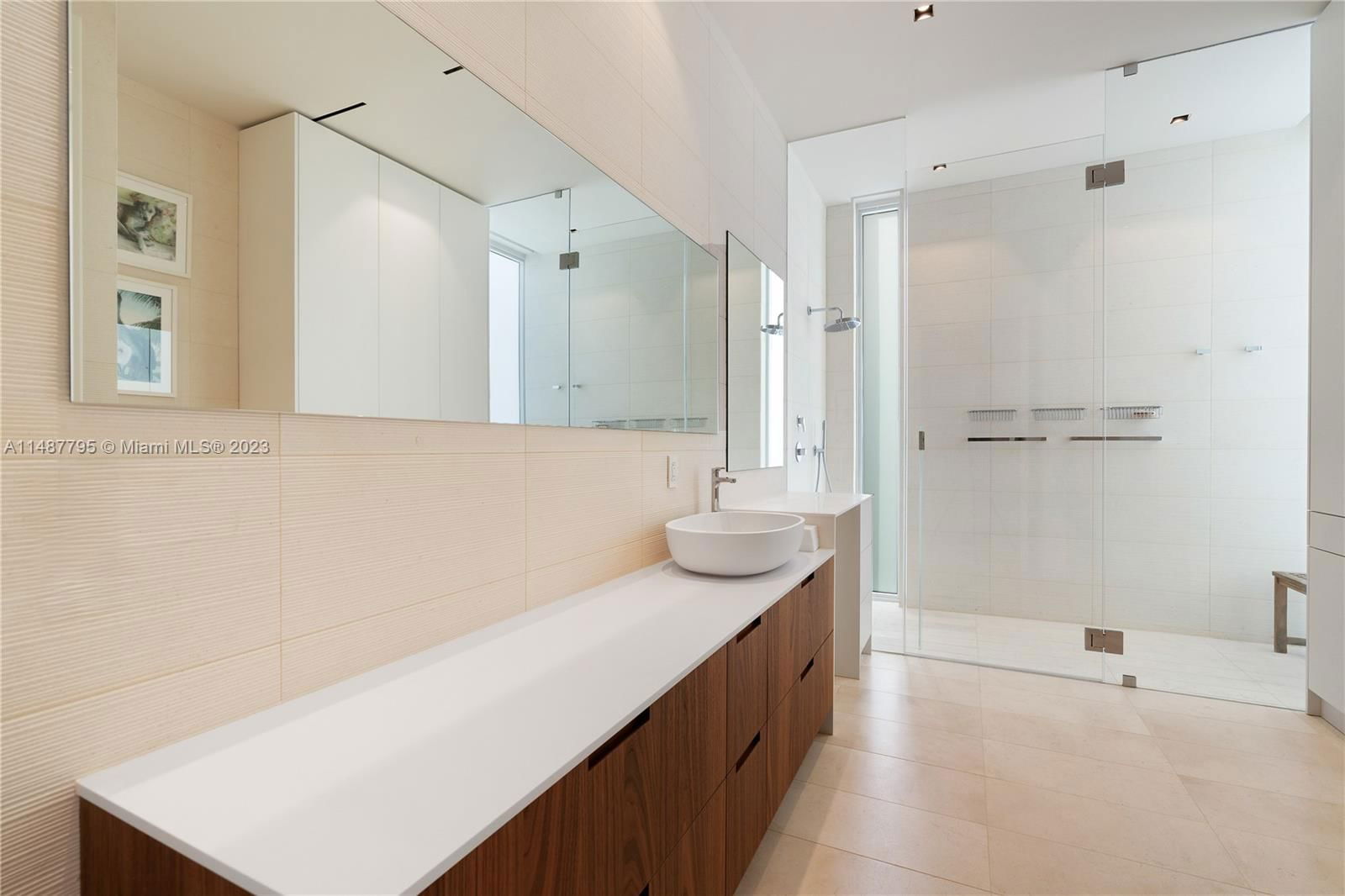 Real estate property located at 820 47th Ct, Miami-Dade County, Miami Beach, FL