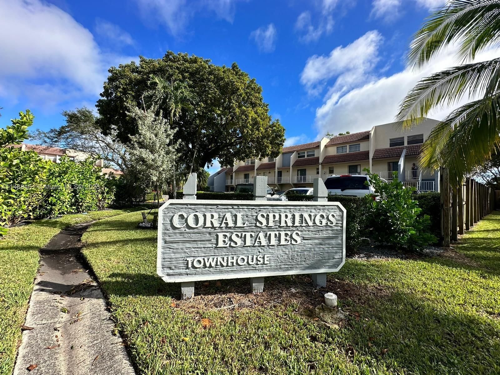 Real estate property located at 3751 115th Way #5-3, Broward County, CORAL SPRINGS ESTATE TOWN, Coral Springs, FL