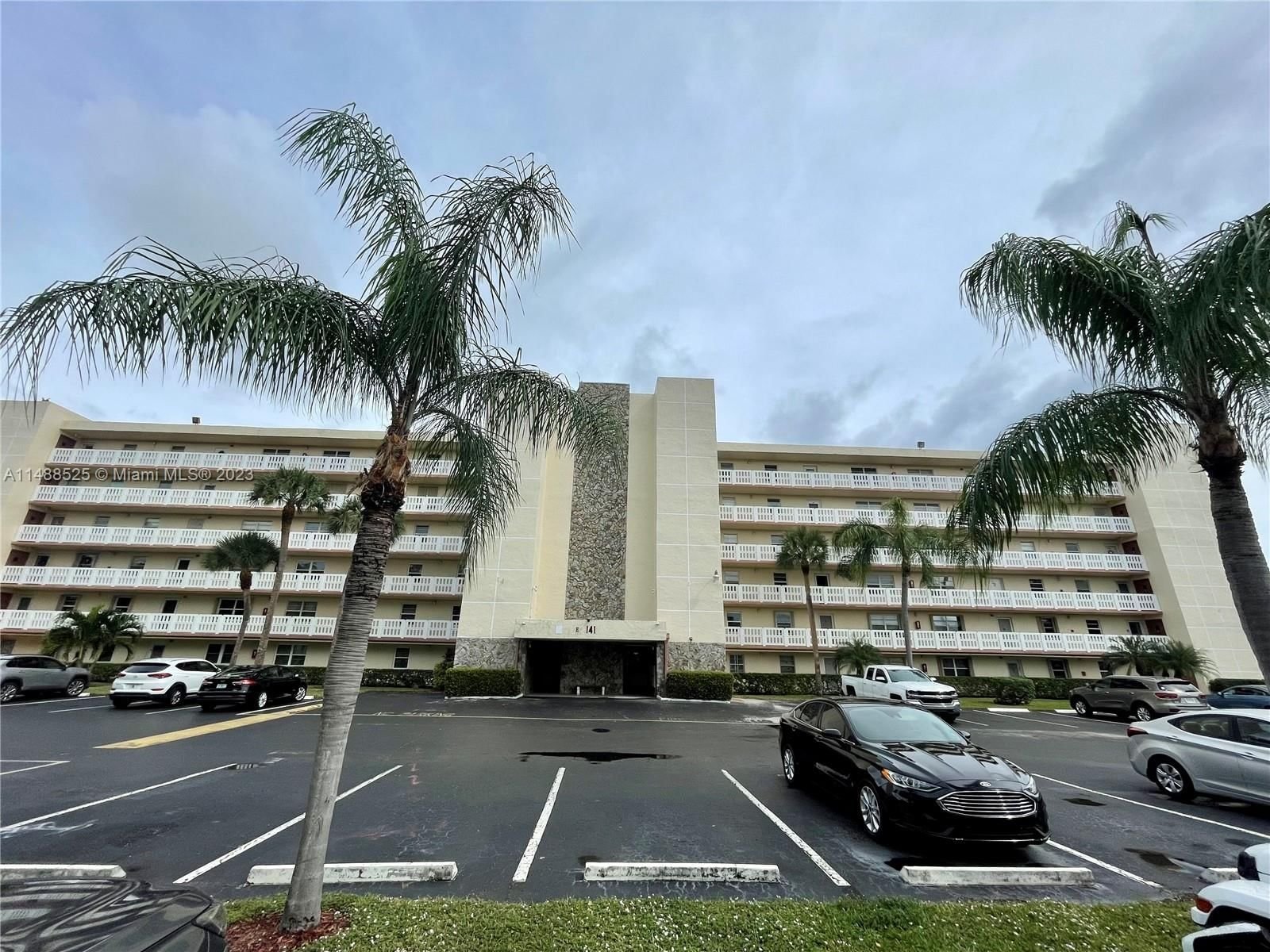 Real estate property located at 141 3rd Ave #508, Broward County, MEADOWBROOK LAKES VIEW CO, Dania Beach, FL