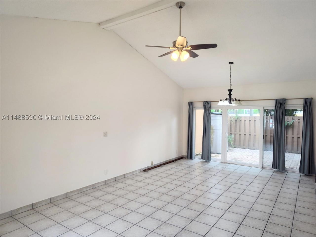 Real estate property located at 7083 Sunrise Blvd #7083, Broward, Apple Creek, Plantation, FL