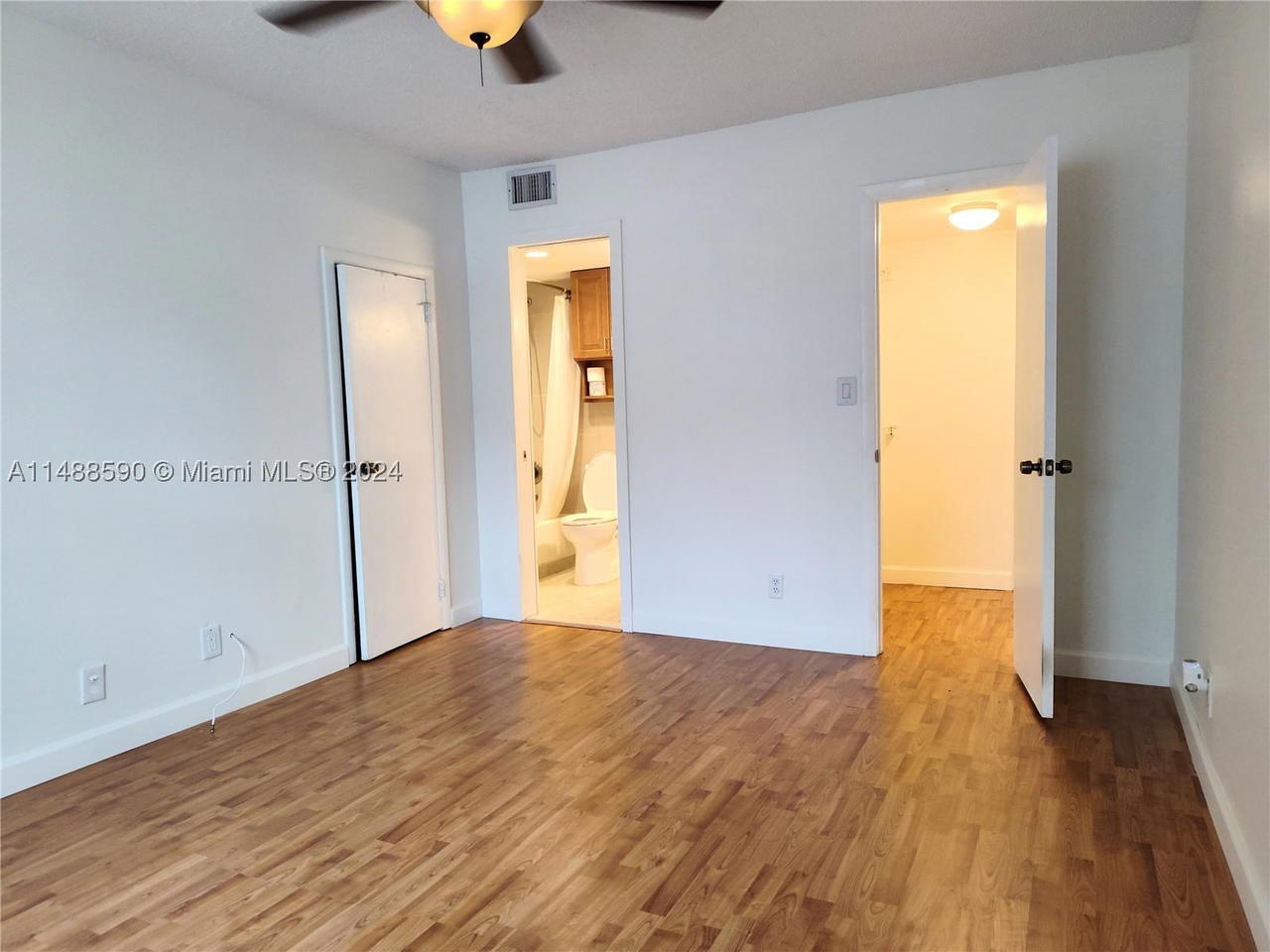 Real estate property located at 7083 Sunrise Blvd #7083, Broward, Apple Creek, Plantation, FL
