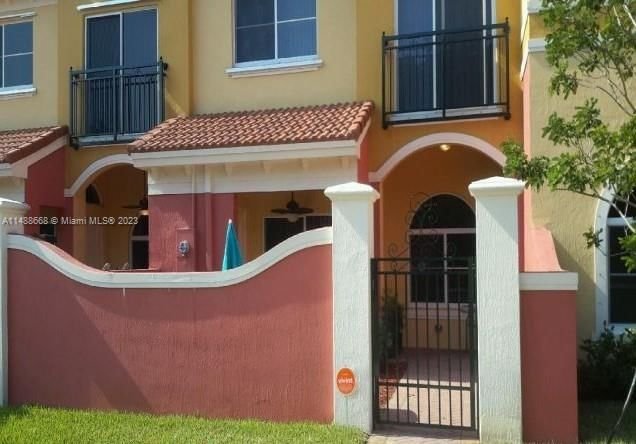 Real estate property located at 3009 35th Ter, Broward County, EDC ASSOCIATES PLAT, Lauderdale Lakes, FL