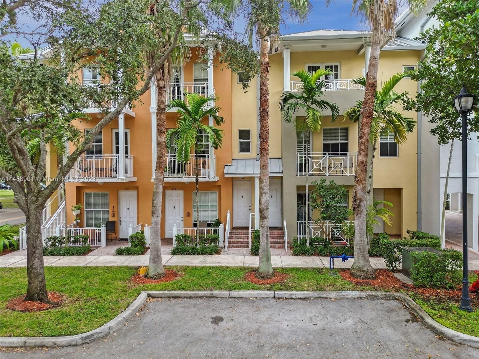 Real estate property located at 348 13th Terrace, Broward County, VILLAGE AT SAILBOAT BEND, Fort Lauderdale, FL
