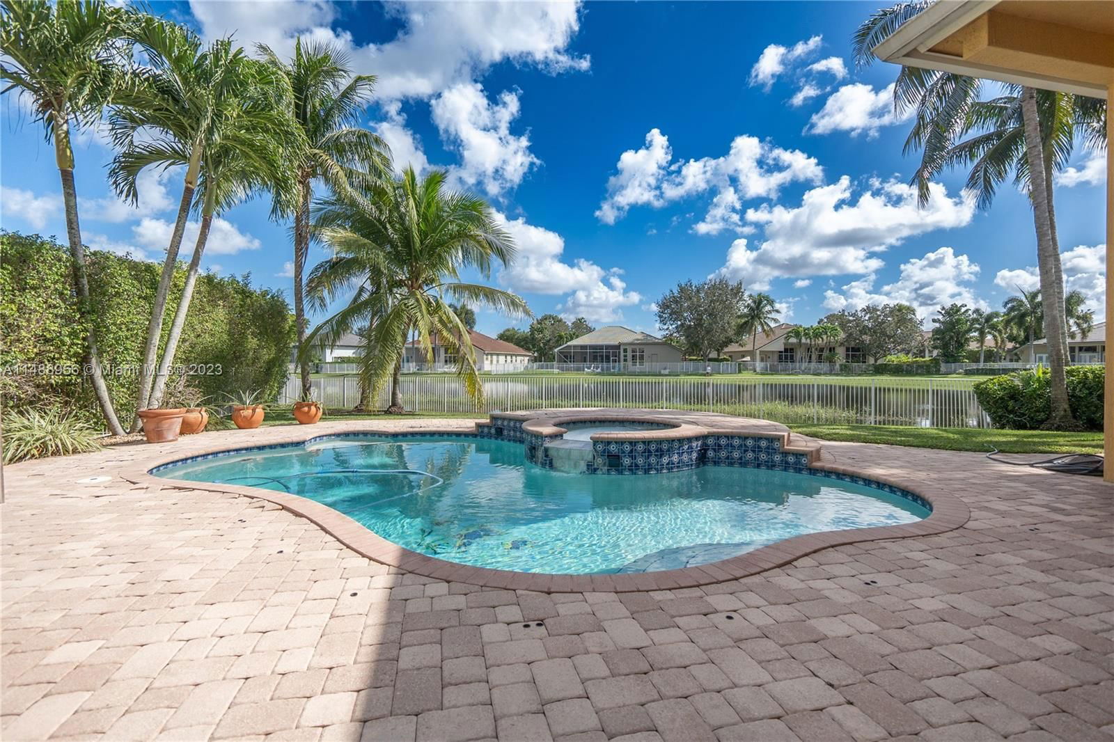 Real estate property located at 3678 Spanish Oak Pt, Broward County, Davie, FL