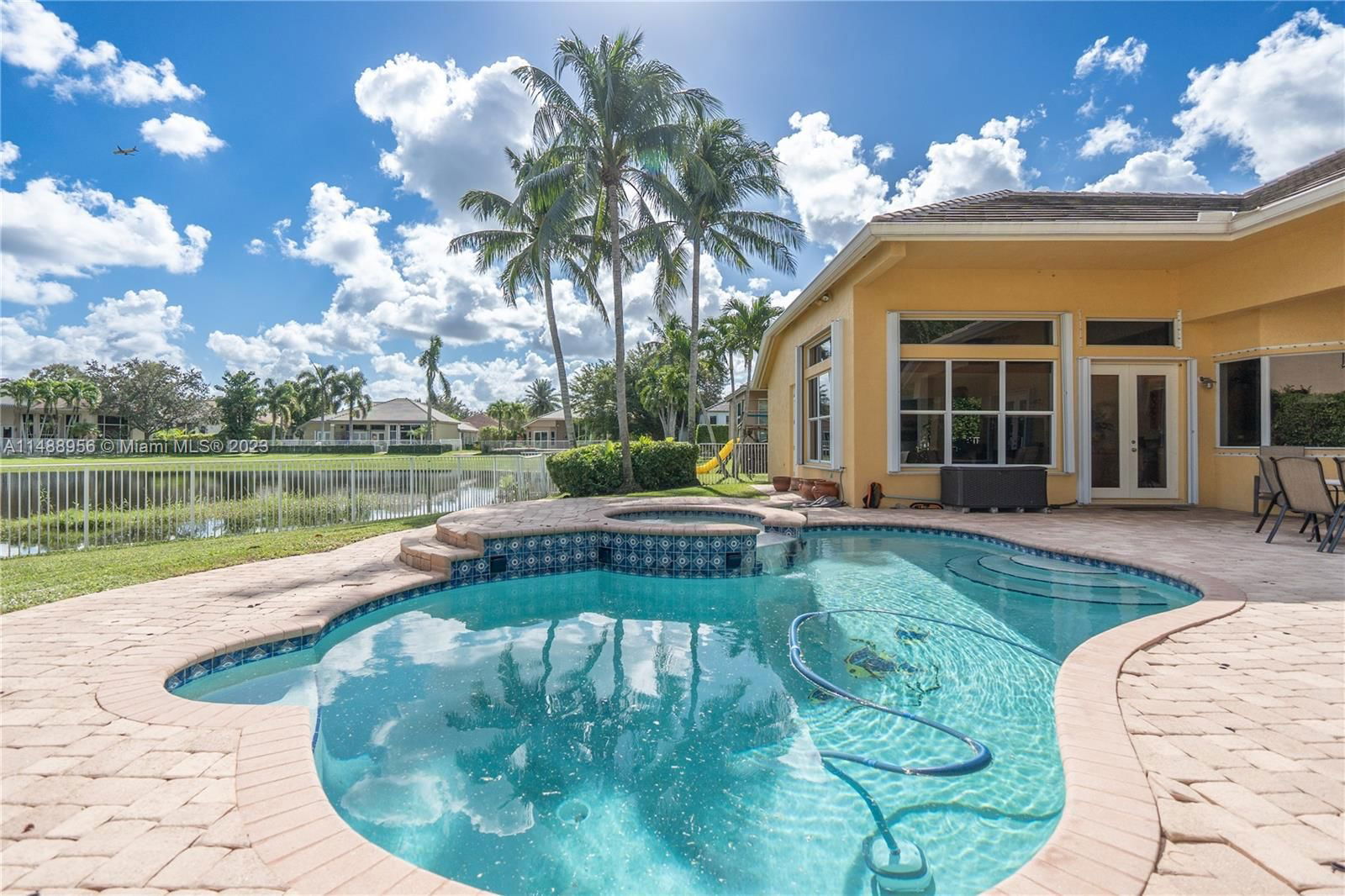 Real estate property located at 3678 Spanish Oak Pt, Broward County, Davie, FL