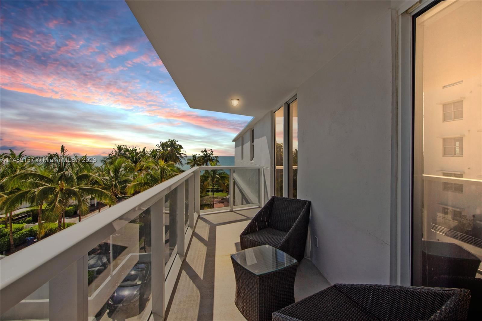 Real estate property located at 2401 Collins Ave #612, Miami-Dade County, THE RIVIERA CONDO, Miami Beach, FL