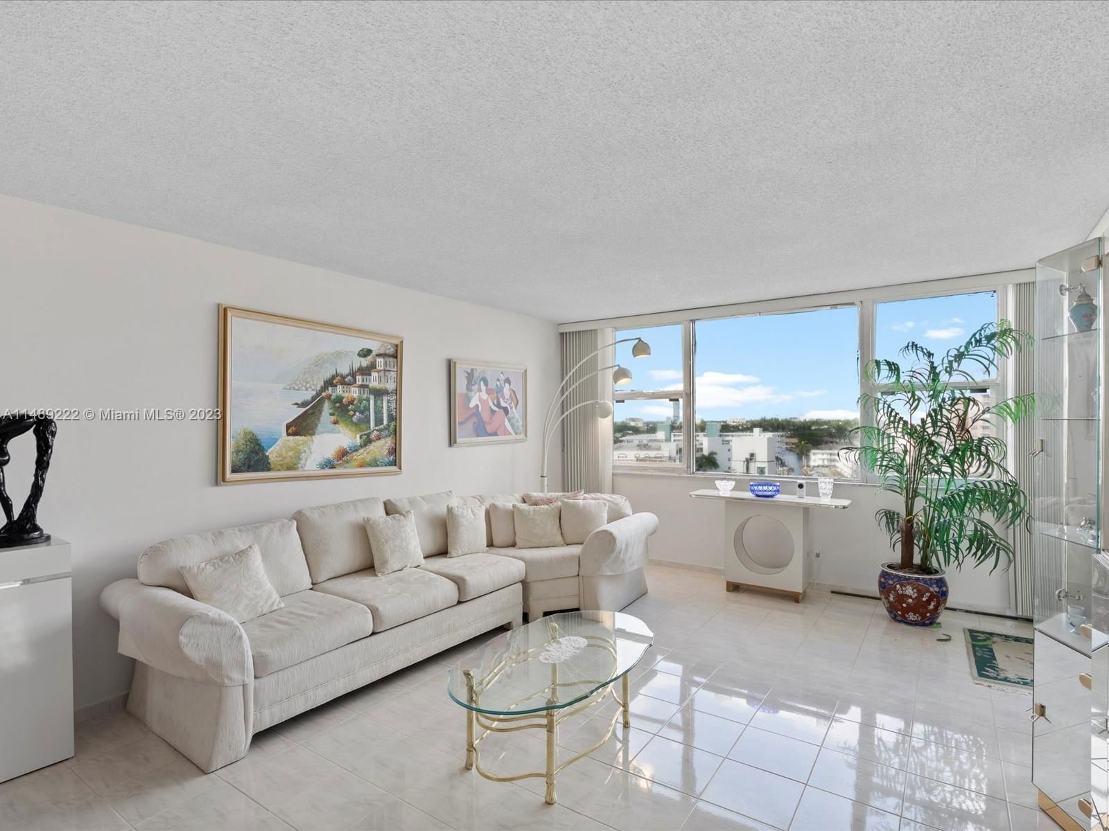 Real estate property located at 3180 Ocean Dr #817, Broward, Parker Dorado Condo, Hallandale Beach, FL
