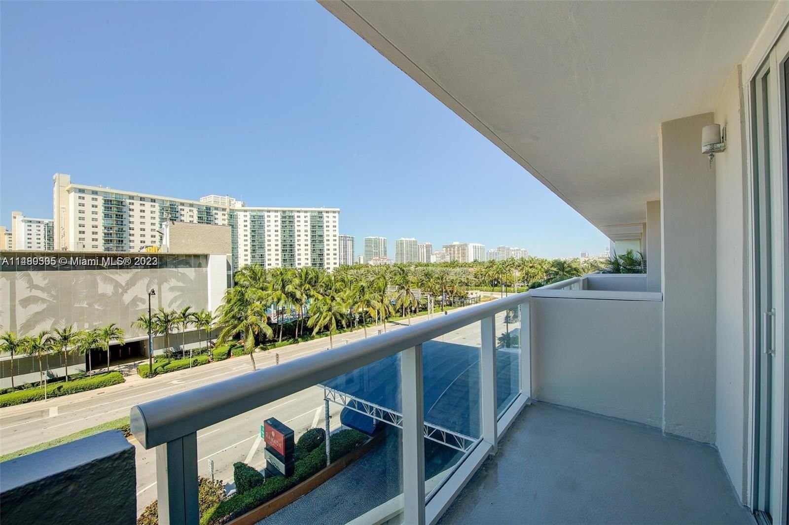 Real estate property located at 19201 Collins Ave #436, Miami-Dade County, THE AVENTURA BEACH CLUB C, Sunny Isles Beach, FL