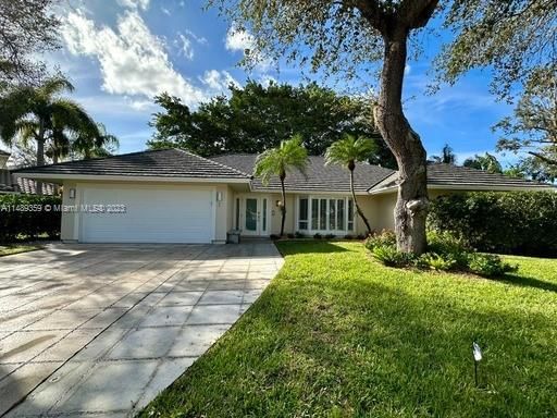 Real estate property located at 6 Kintyre Rd, Palm Beach County, PGA RESORT COMMUNITY 2, Palm Beach Gardens, FL