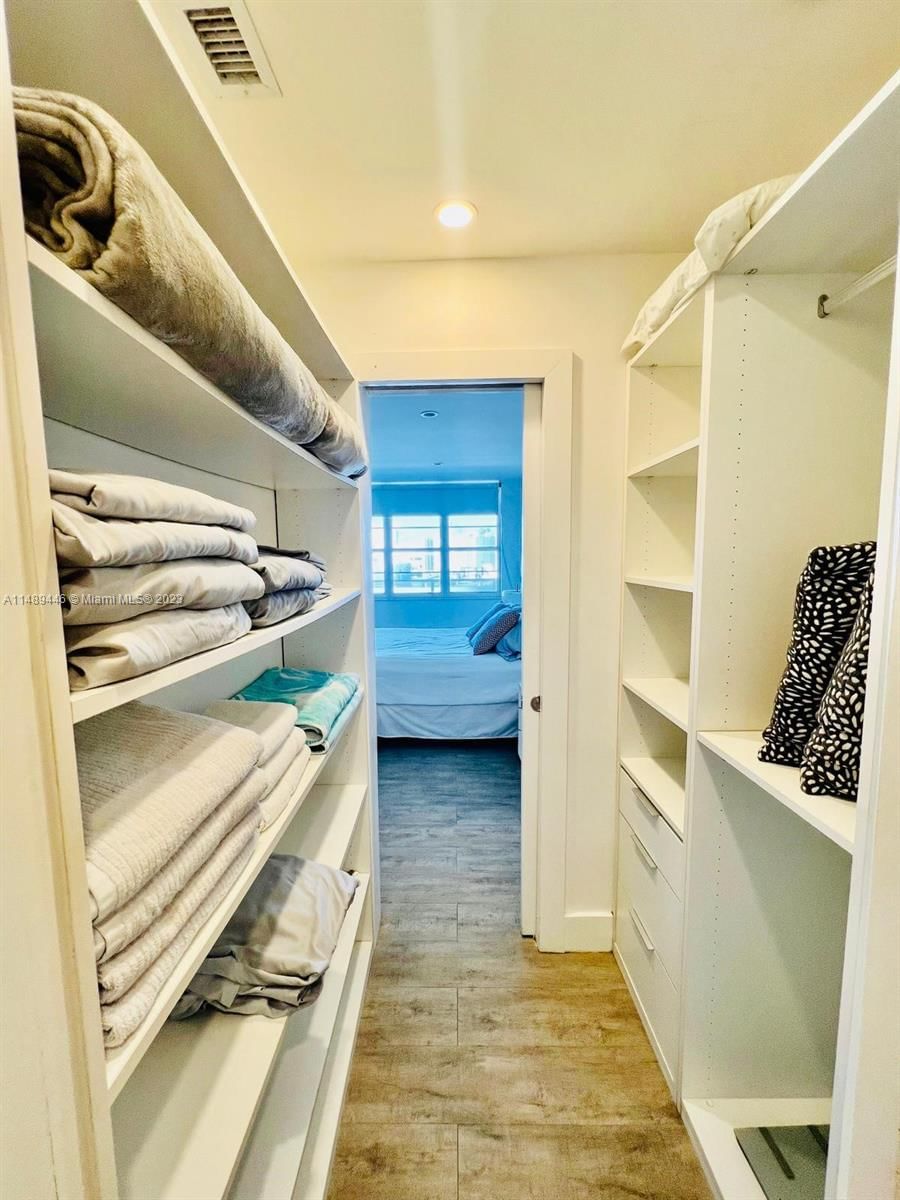 Real estate property located at 100 Lincoln Rd #1629, Miami-dade, The Decoplage Condo, Miami Beach, FL