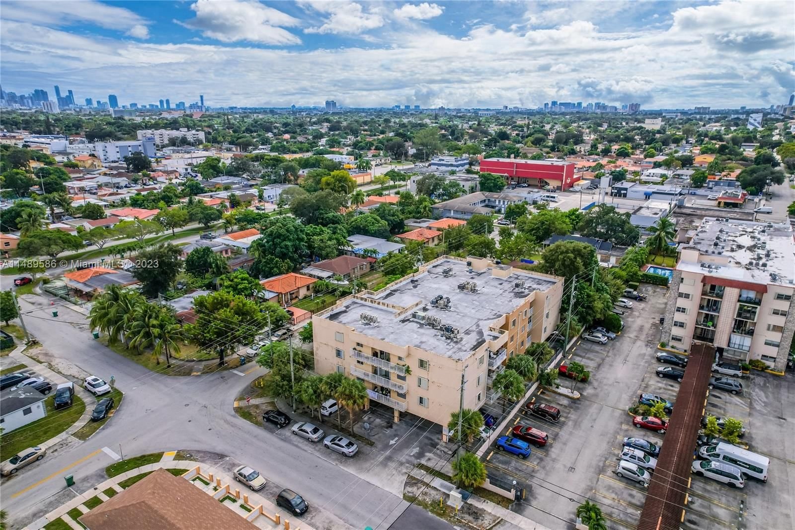 Real estate property located at 814 36th Ave #403, Miami-Dade County, MELREESE POINTE CONDO, Miami, FL