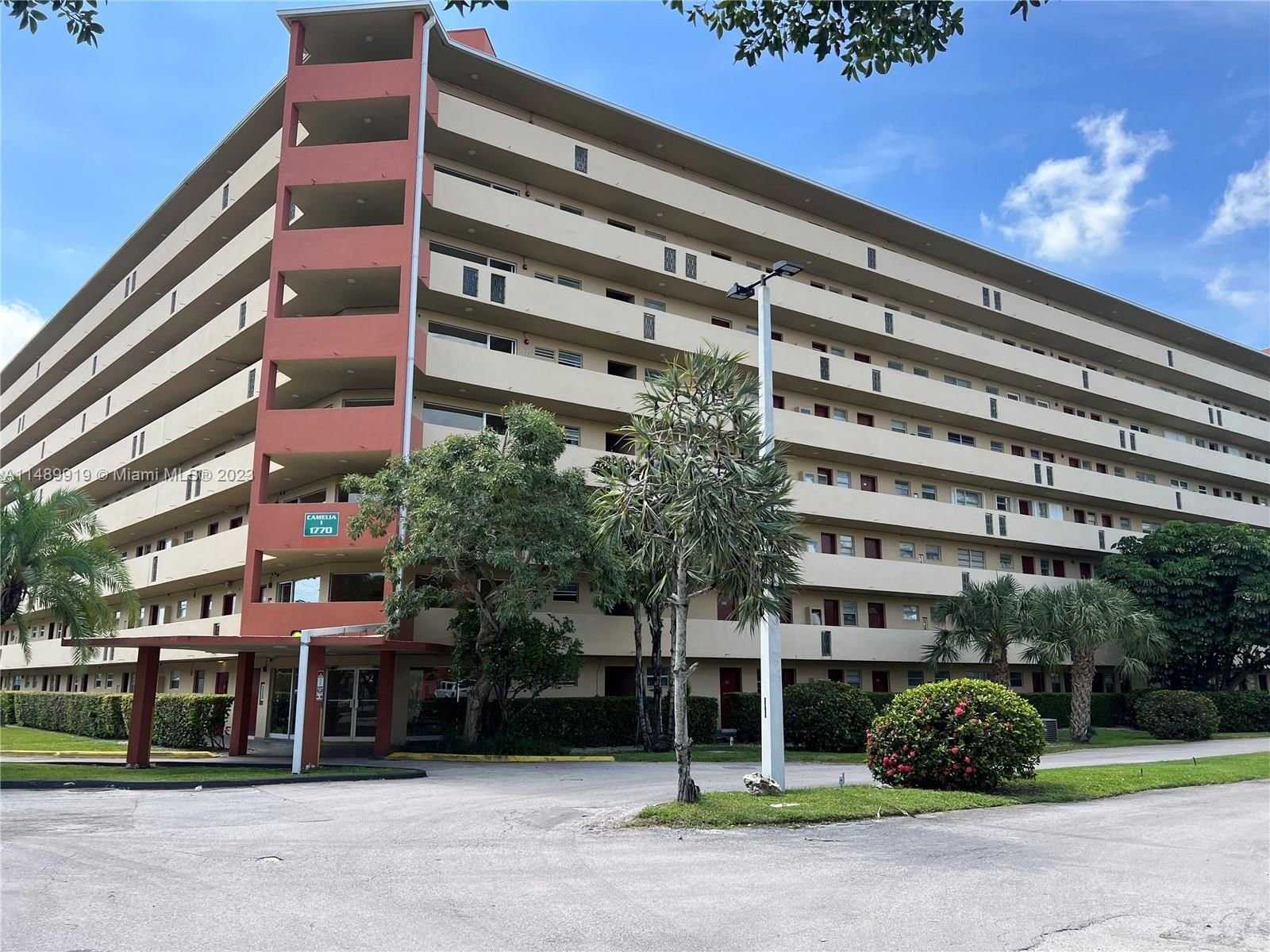 Real estate property located at 1770 191st St #415-1, Miami-Dade County, JADE WINDS GROUP -, Miami, FL