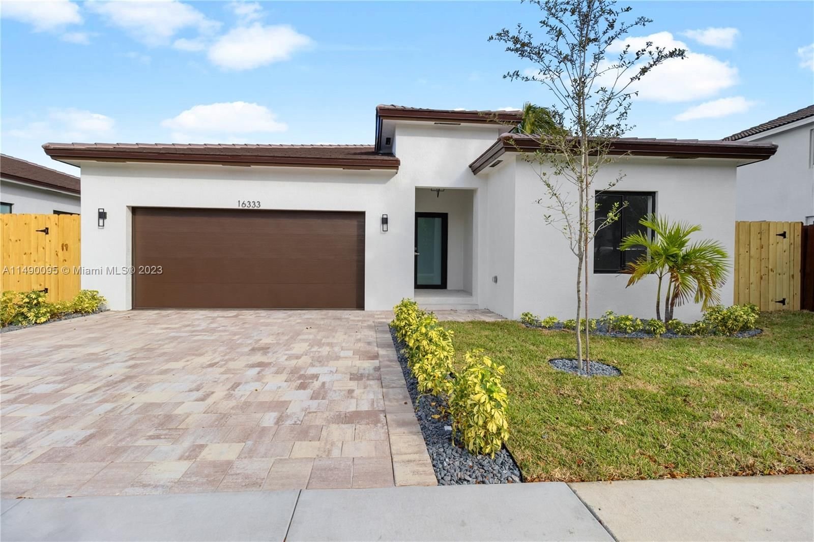 Real estate property located at 16333 61st Ln, Miami-Dade County, RIVENDELL EAST, Miami, FL