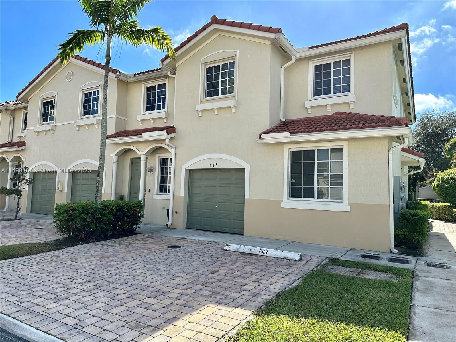 Real estate property located at 21013 14th Pl #8, Miami-Dade County, MAJORCA ISLES IV CONDO, Miami Gardens, FL
