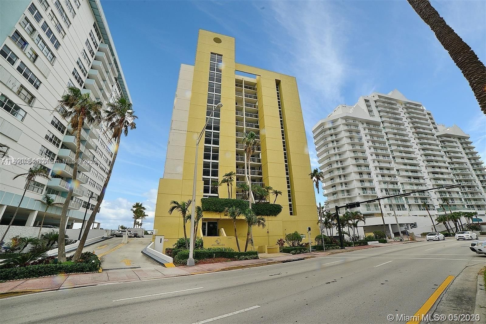 Real estate property located at 5880 Collins Ave PH-4, Miami-Dade County, LA RIVE GAUCHE CONDO, Miami Beach, FL