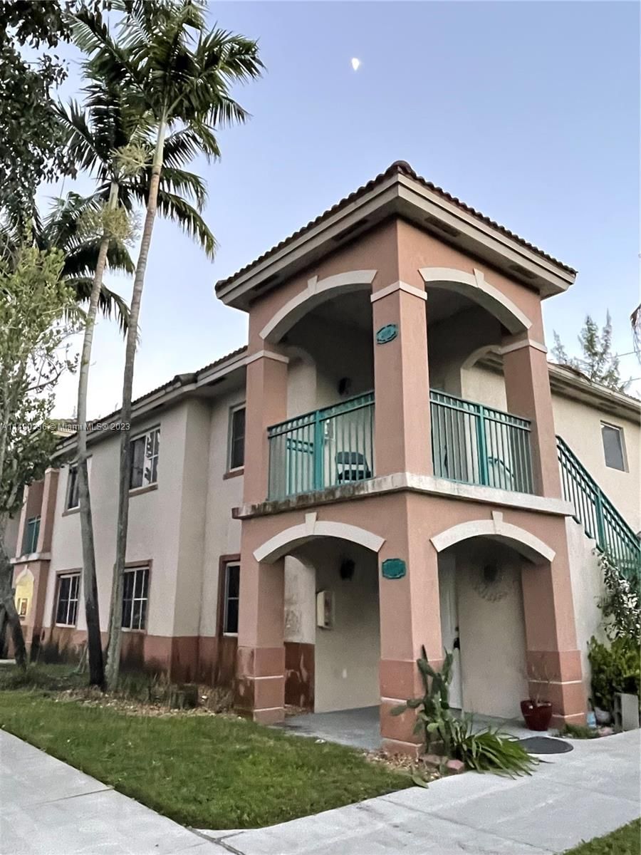 Real estate property located at 1240 31st Ct #106-32, Miami-Dade County, VENETIA GARDENS SOUTH CON, Homestead, FL