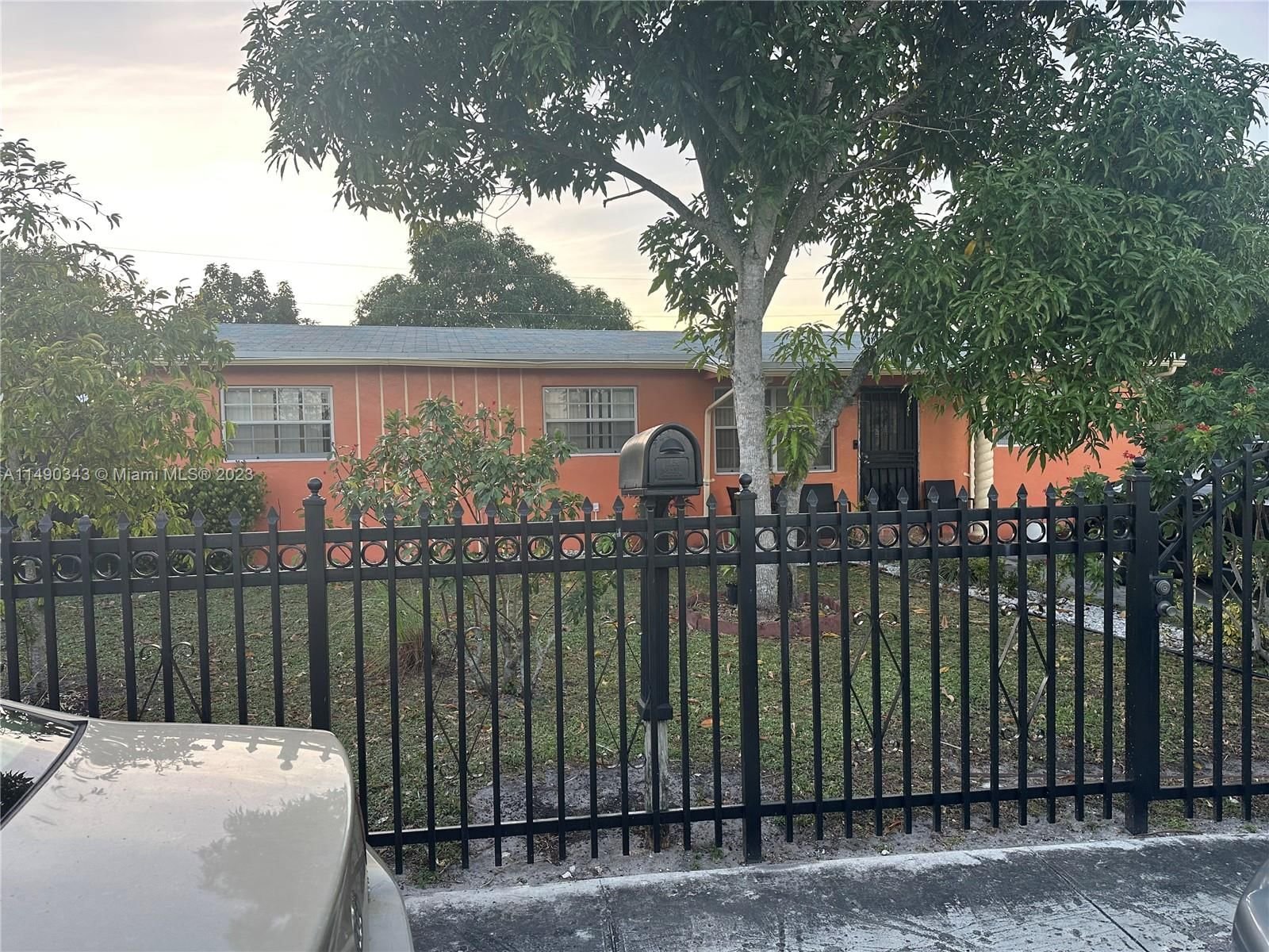 Real estate property located at 19420 22nd Pl, Miami-Dade County, GREENDALE ESTATES SEC SIX, Miami Gardens, FL