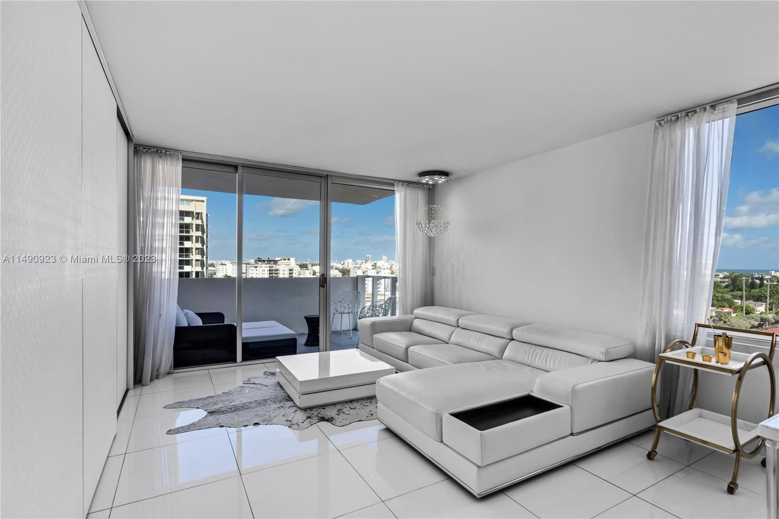 Real estate property located at 1100 West Ave #1102, Miami-Dade County, 1100 WEST CONDO, Miami Beach, FL
