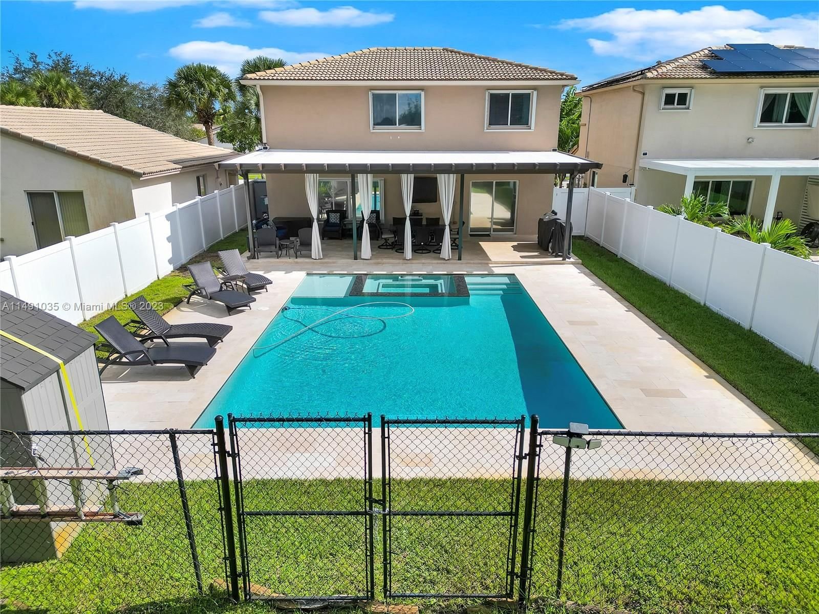 Real estate property located at 4608 134th Ave, Broward County, SILVER FALLS, Miramar, FL